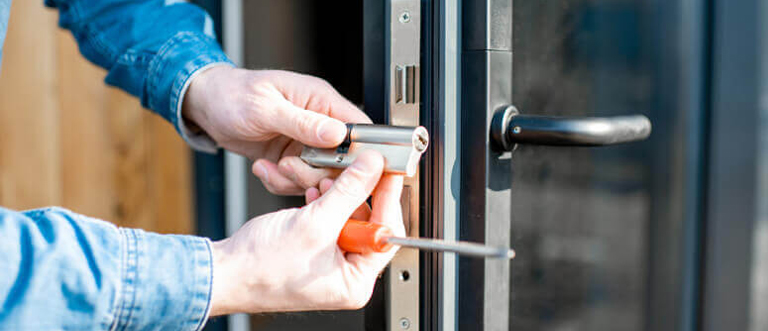 Commercial Locksmith Parlier